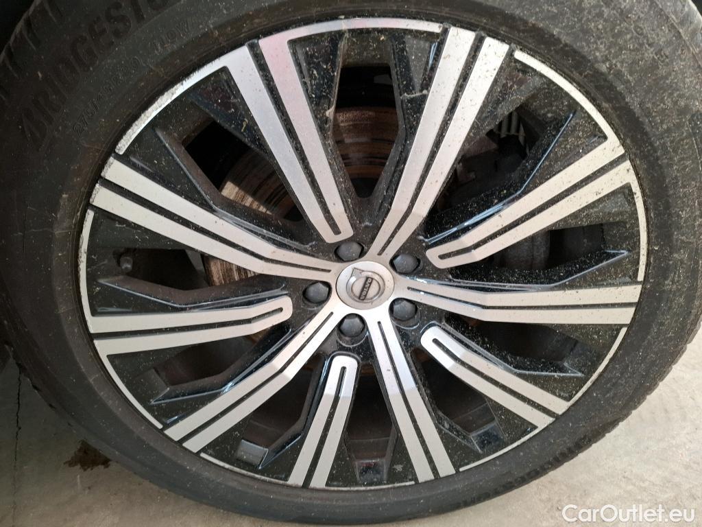  Volvo  XC90  / 2019 / 5P / SUV Recharge T8 AWD GT 8 Inscription #3