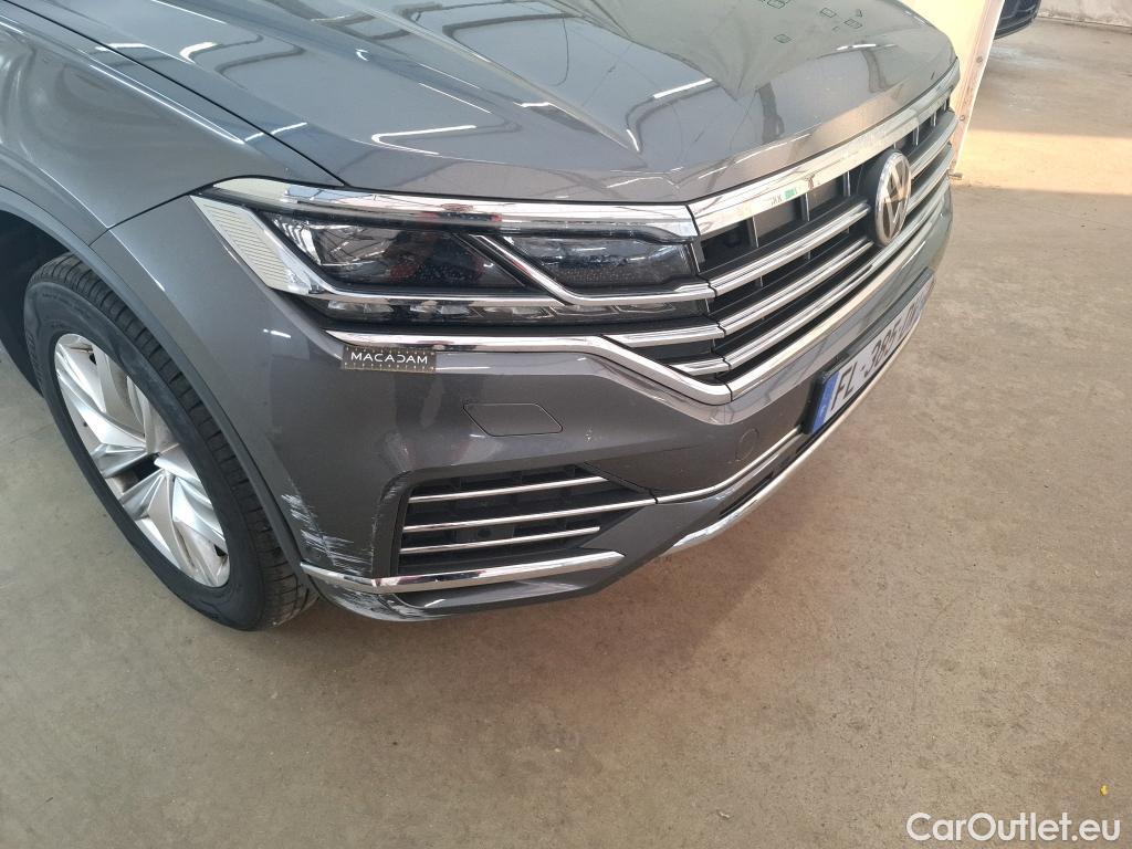  Volkswagen  Touareg VOLKSWAGEN   2018  5P  SUV 3 0 V6 TDI 231 4WD CARAT EXCLUSIVE AUTO #27