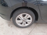  Volkswagen  Golf  VOLKSWAGEN / 2019 / 5P / BERLINA 2.0 TDI SCR 85KW LIFE DSG #18