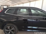  Volvo  XC60 VOLVO  / 2017 / 5P / SUV D4 GEARTR. R-DESIGN #48