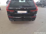  Volvo  XC60 VOLVO  / 2017 / 5P / SUV D4 GEARTR. R-DESIGN #57