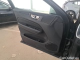  Volvo  XC60 VOLVO  / 2017 / 5P / SUV D4 GEARTR. R-DESIGN #95