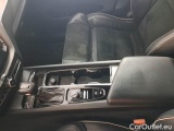  Volvo  XC60 VOLVO  / 2017 / 5P / SUV D4 GEARTR. R-DESIGN #91