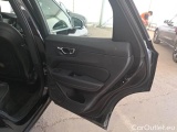  Volvo  XC60 VOLVO  / 2017 / 5P / SUV D4 GEARTR. R-DESIGN #124