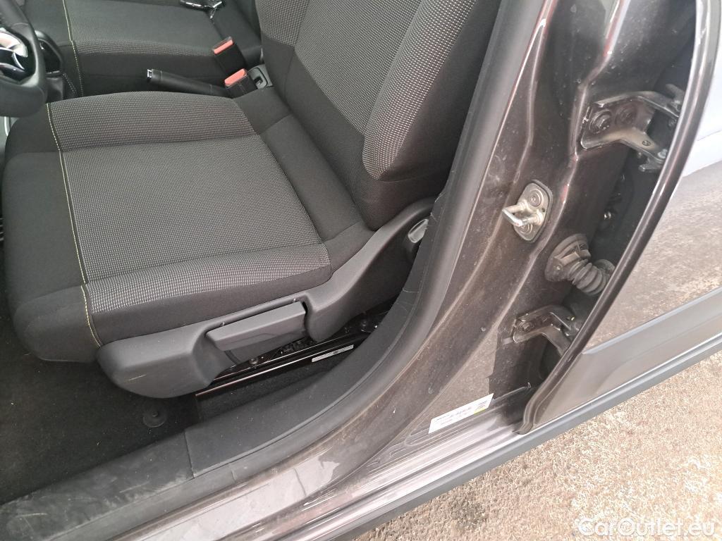  Citroen  C3  Max 1.2 PureTech 80CV BVM5 6E #10