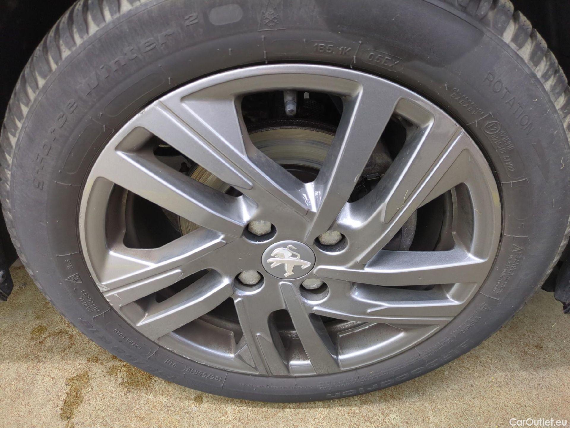  Peugeot  208  Active Business 1.2 PureTech 75CV BVM5 E6d #4