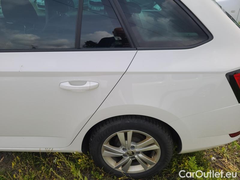  Skoda  Fabia  Combi (2015) Com.1.0TSI 70 Ambition 5d #3