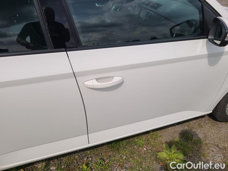  Skoda  Fabia  Combi (2015) Com.1.0TSI 70 Ambition 5d #7