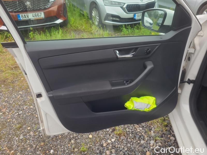  Skoda  Fabia  Combi (2015)  Com.1.0TSI 70 Ambition #10