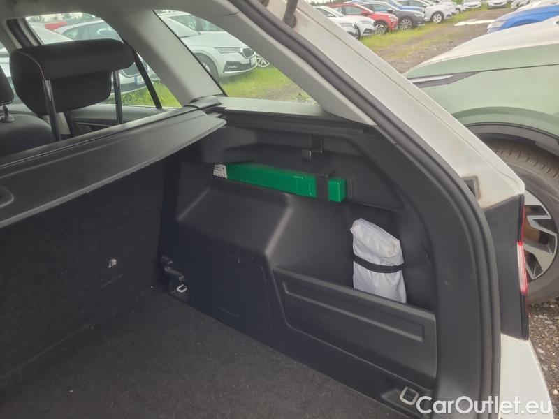  Skoda  Fabia  Combi (2015)  Com.1.0TSI 70 Ambition #14