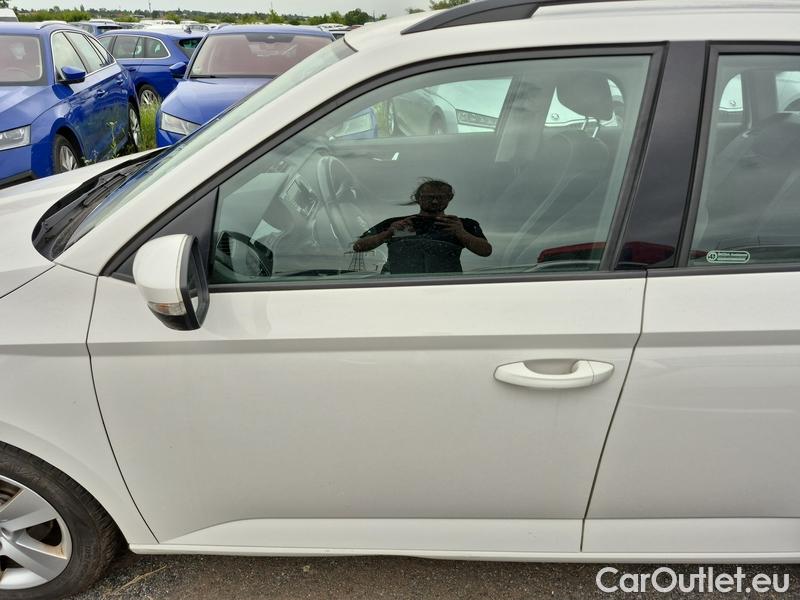  Skoda  Fabia  Combi (2015)  Com.1.0TSI 70 Ambition #25