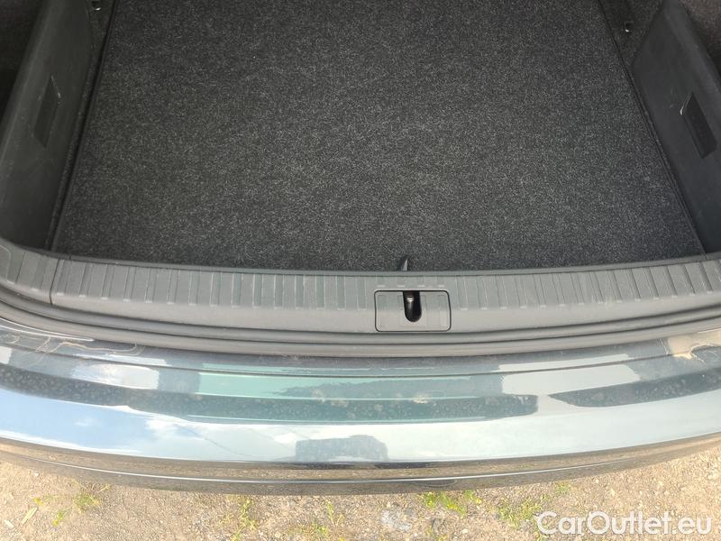  Skoda  Octavia  Combi (NX3)(2020) Oct.Combi 2.0TDI 110 Style AT #17