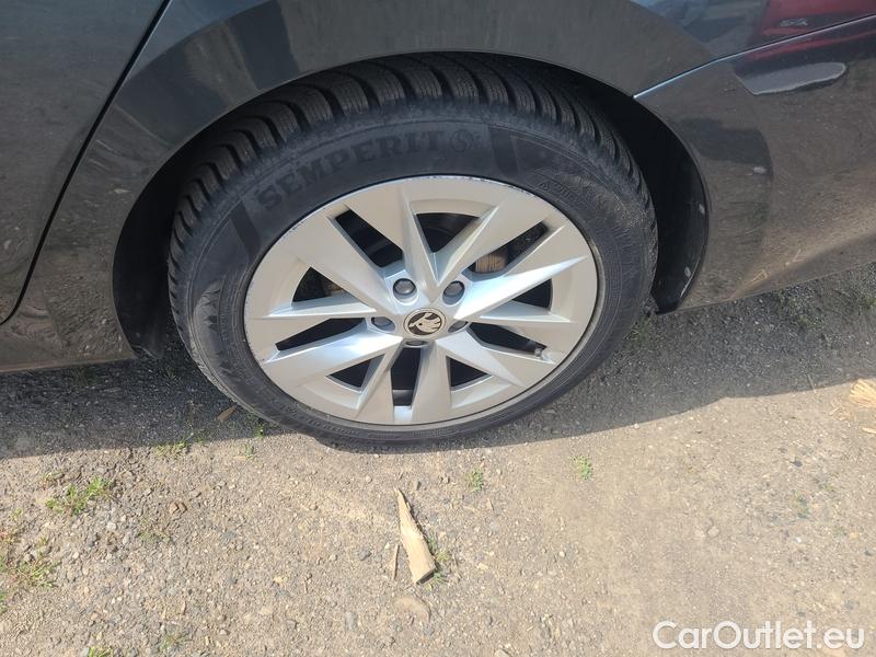  Skoda  Octavia  Combi (NX3)(2020) Oct.Combi 2.0TDI 110 Style AT #13