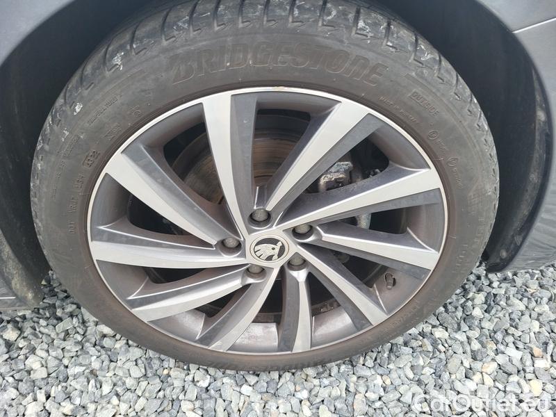  Skoda  Octavia  Combi (NX3)(2020) Oct.Com.1.5e-TEC 110 Style AT #11