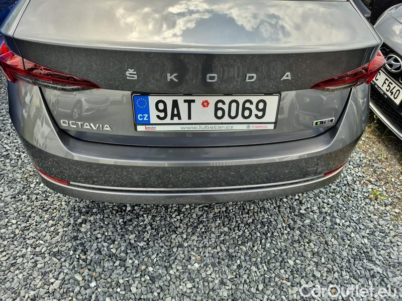  Skoda  Octavia  Lim. (NX3)(2020) Oct.1.5 e-TEC 110 Style AT #10