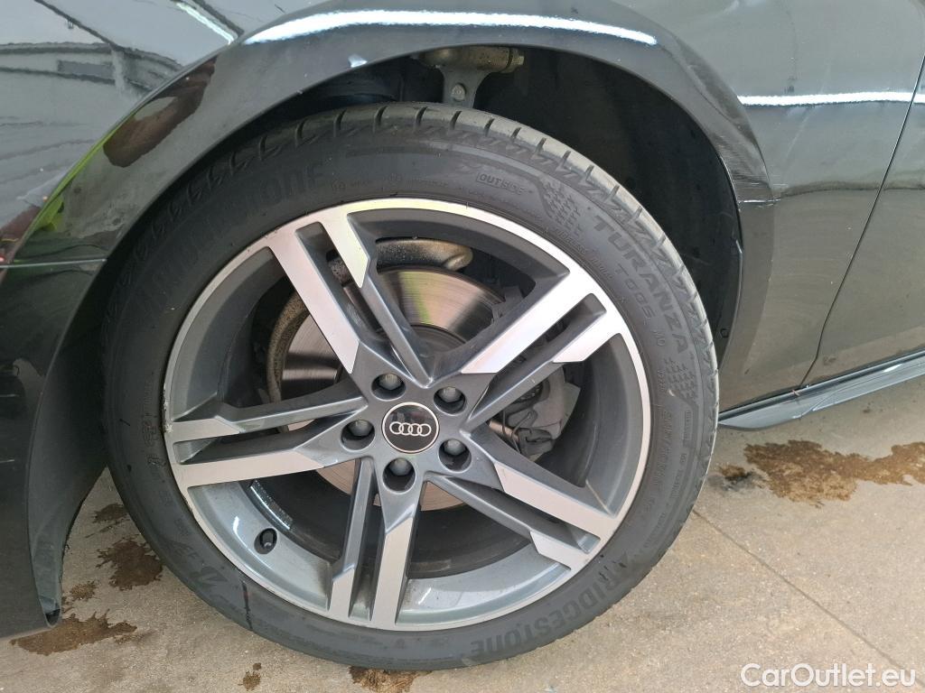  Audi  A4  Avant 35 TDI Avus 2.0 TDI 165CV BVA7 E6d #17