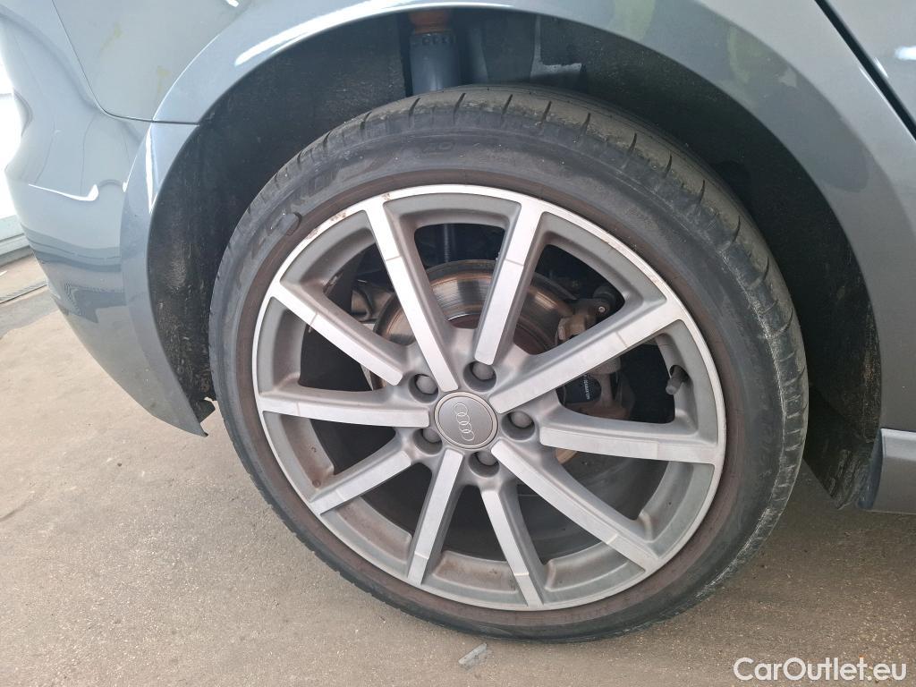  Audi  A3  Sportback E-TRON Design Luxe 1.4 TFSI #6