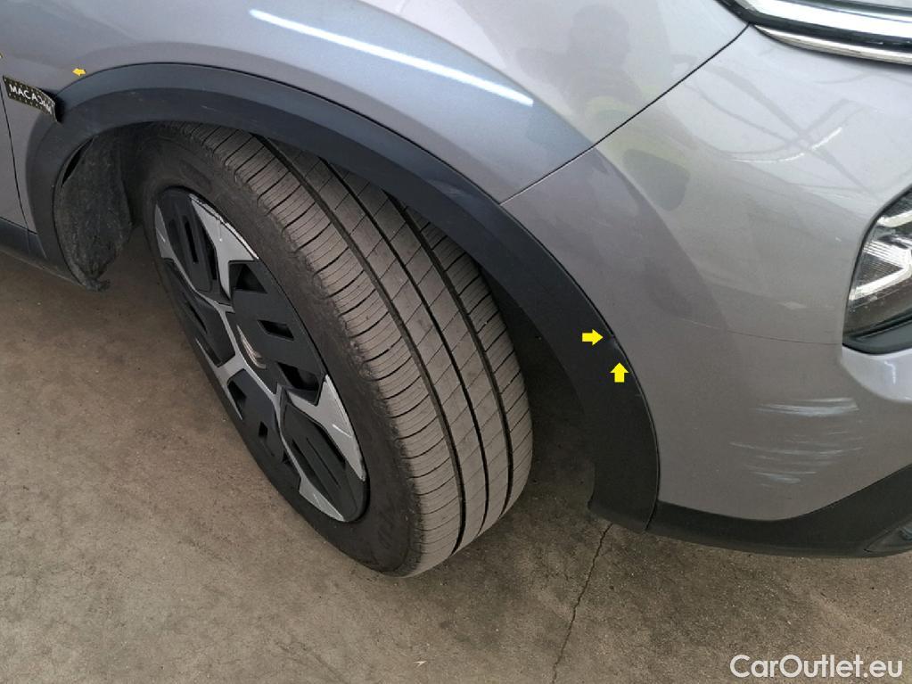  Citroen  C4  Berline Feel 1.5 BlueHDI 110CV BVM6 E6d #24