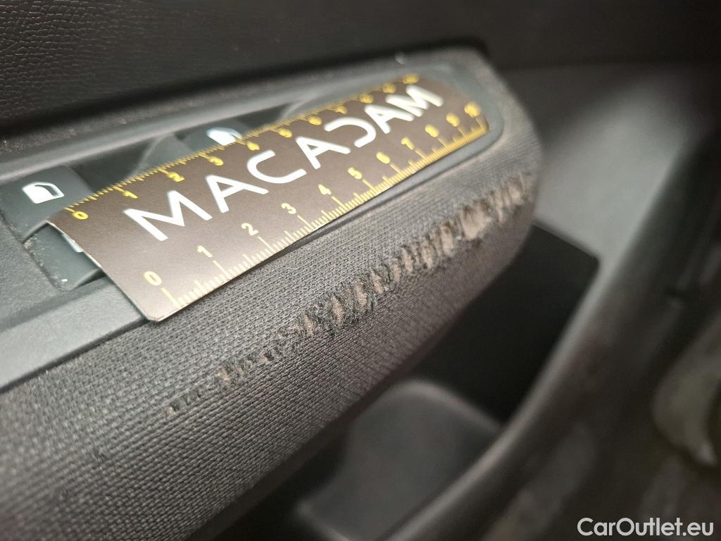  Citroen  C4  Berline Feel 1.5 BlueHDI 110CV BVM6 E6d #6