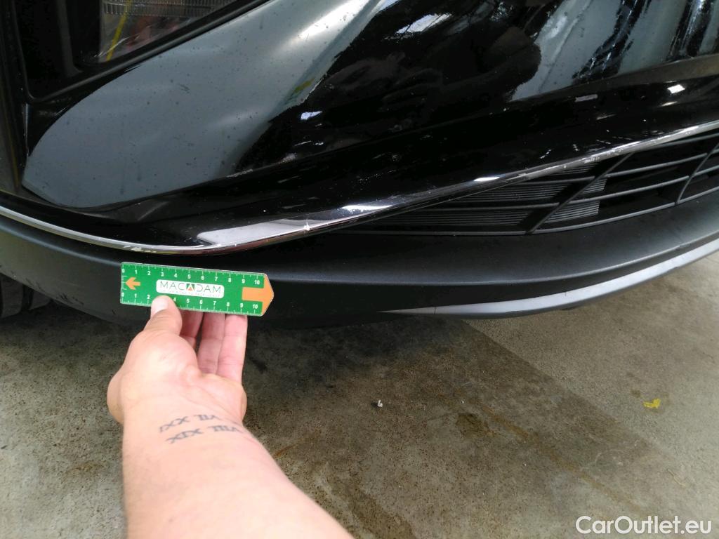  Hyundai  Tucson HYUNDAI  / 2020 / 5P / SUV 1.6 HYBRID 230 EXECUTIVE #19