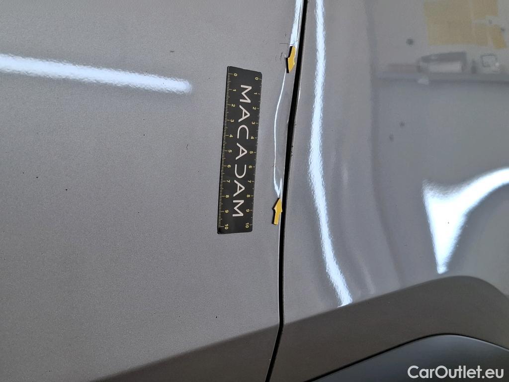  Citroen  C4  Berline Feel 1.5 BlueHDI 110CV BVM6 E6d #10