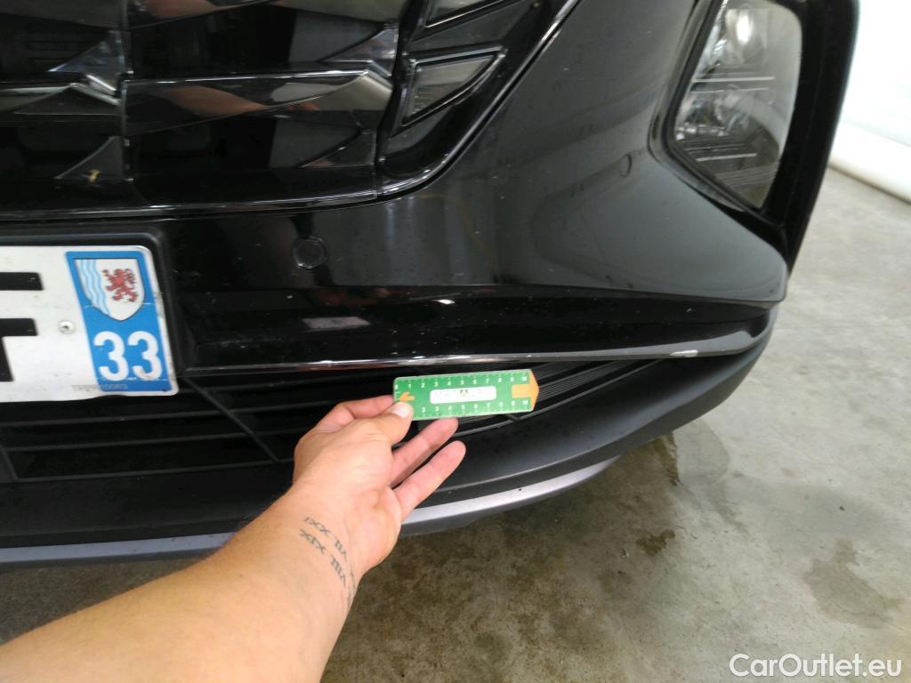  Hyundai  Tucson HYUNDAI  / 2020 / 5P / SUV 1.6 HYBRID 230 EXECUTIVE #24