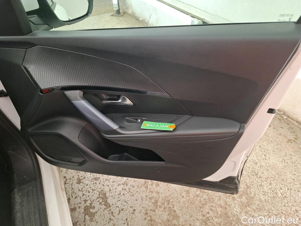  Peugeot  2008  Allure Business 1.5 HDi 100CV BVM6 E6d #35