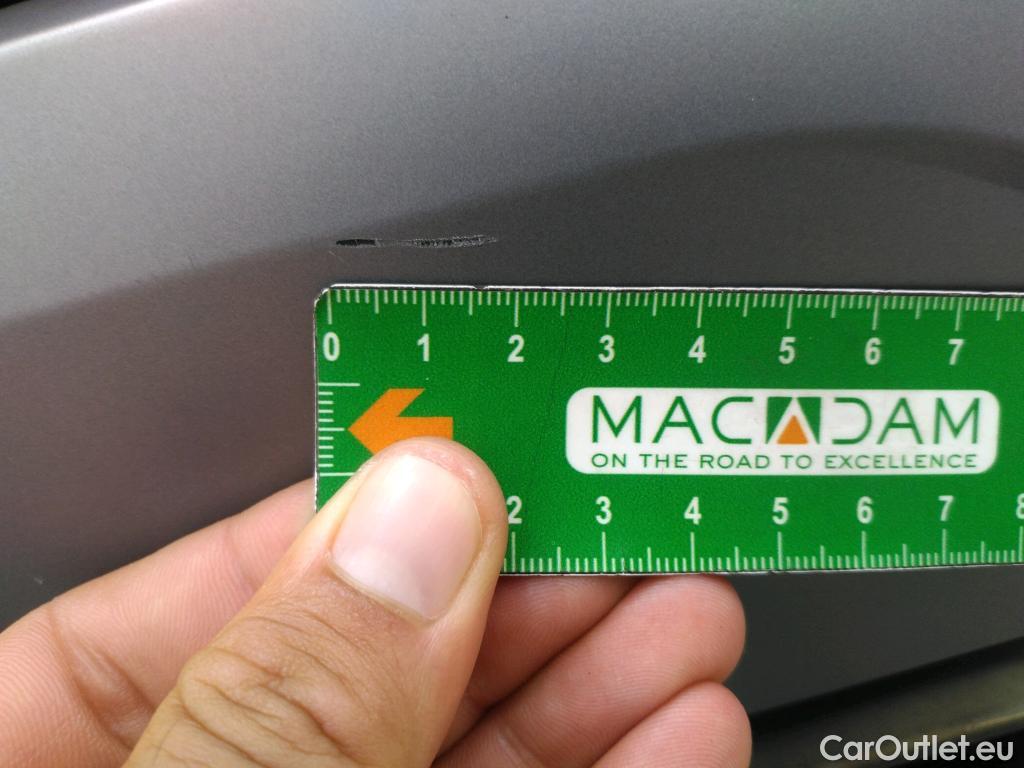  Hyundai  Tucson HYUNDAI  / 2020 / 5P / SUV 1.6 HYBRID 230 EXECUTIVE #80