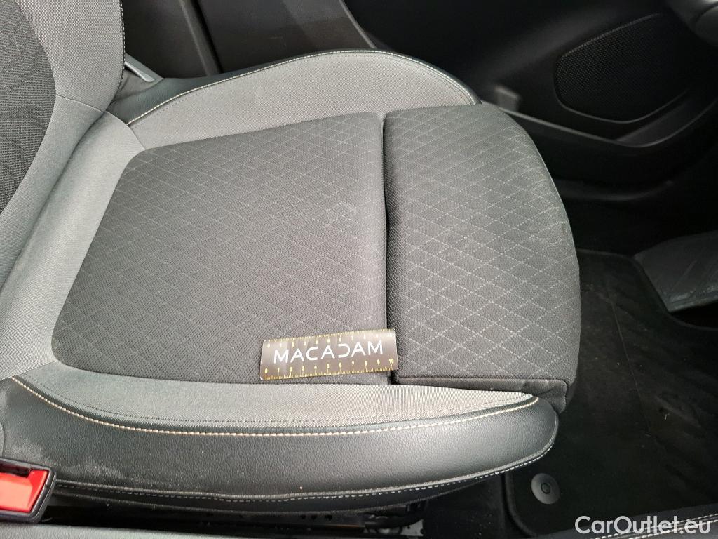  Opel   Grandland X Grandland X Elegance Business 1.5 130CV BVA8 E6d #11