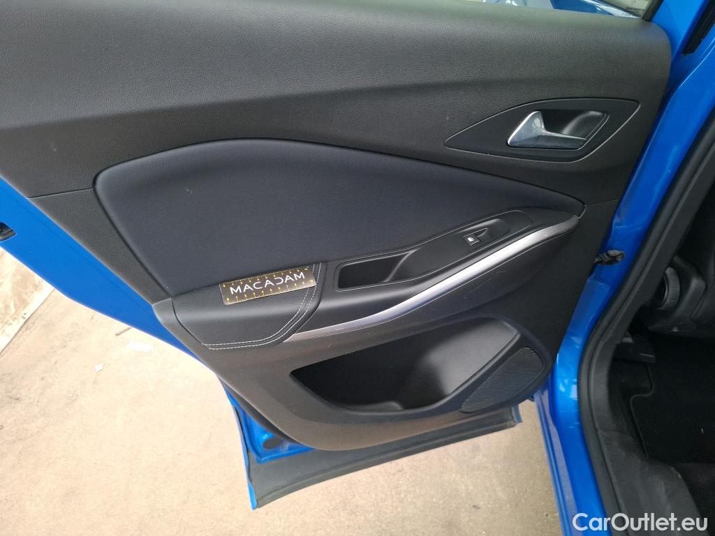  Opel   Grandland X Grandland X Elegance Business 1.5 130CV BVA8 E6d #6