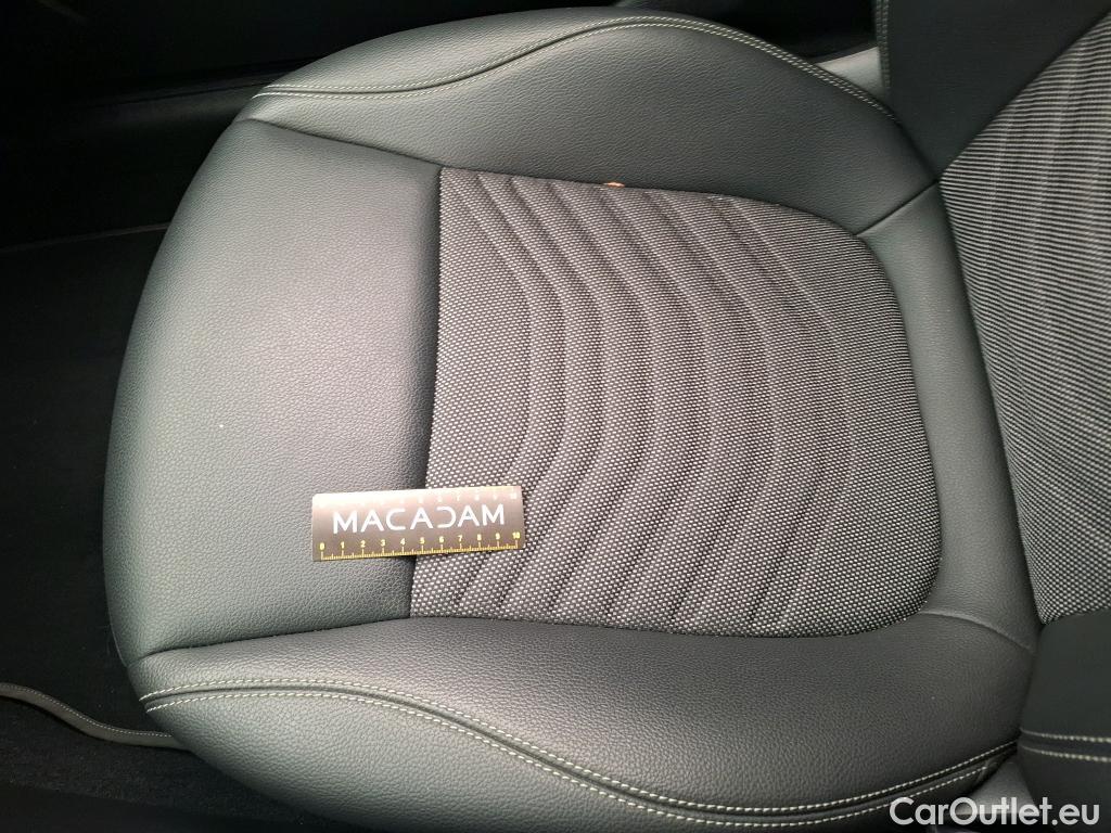  Mercedes  A-Klasse MERCEDES-BENZ Classe A Berline / 2022 / 4P / Berline A 180 Business Line 7G-DCT #9
