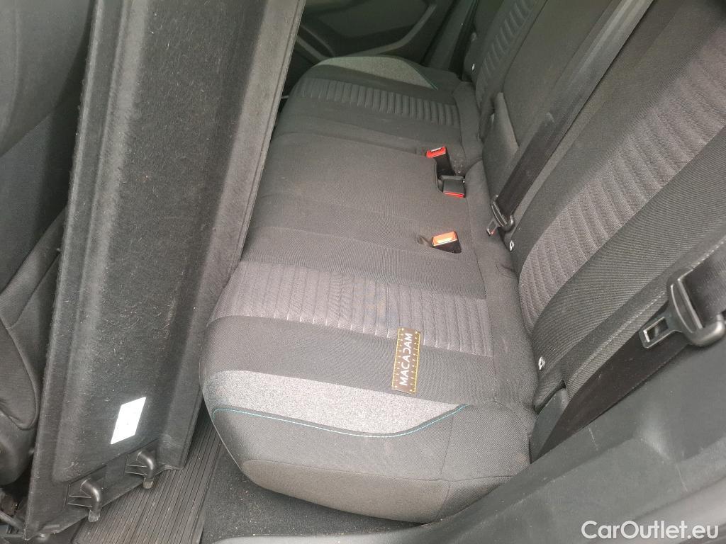  Peugeot  3008  II Style 1.5 HDi 130CV BVA8 E6d #24