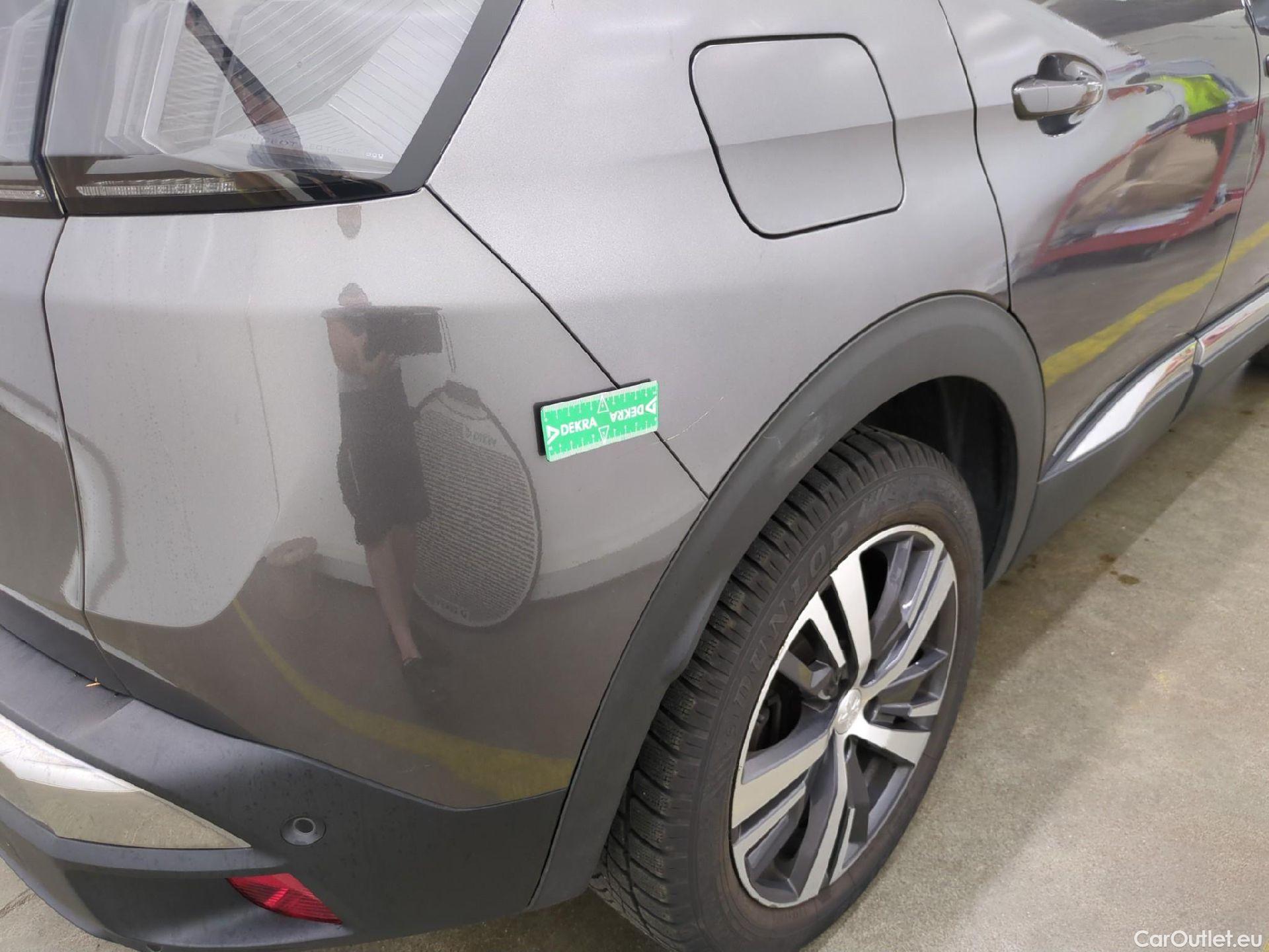  Peugeot  3008  II Allure 1.5 HDi 130CV BVA8 E6d #37