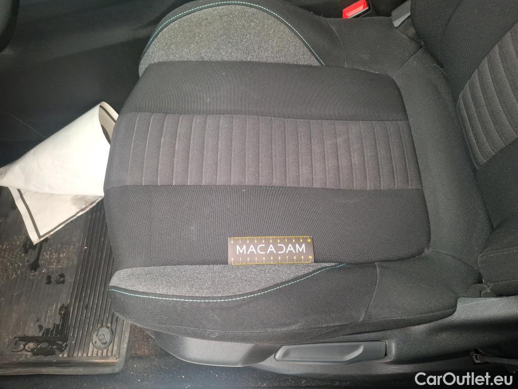  Peugeot  3008  II Style 1.5 HDi 130CV BVA8 E6d #22