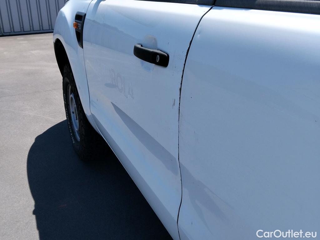  Ford  Ranger FORD  VU 4p 6G pickup 2.2 TDCi 150cv 4x4 Doble Cabina XL #10