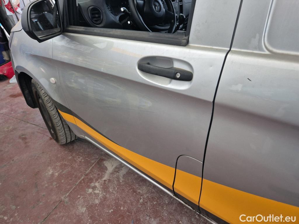  Mercedes  Vito MERCEDES-BENZ  / 2014 / 4P / furgón 111 CDI Larga #42