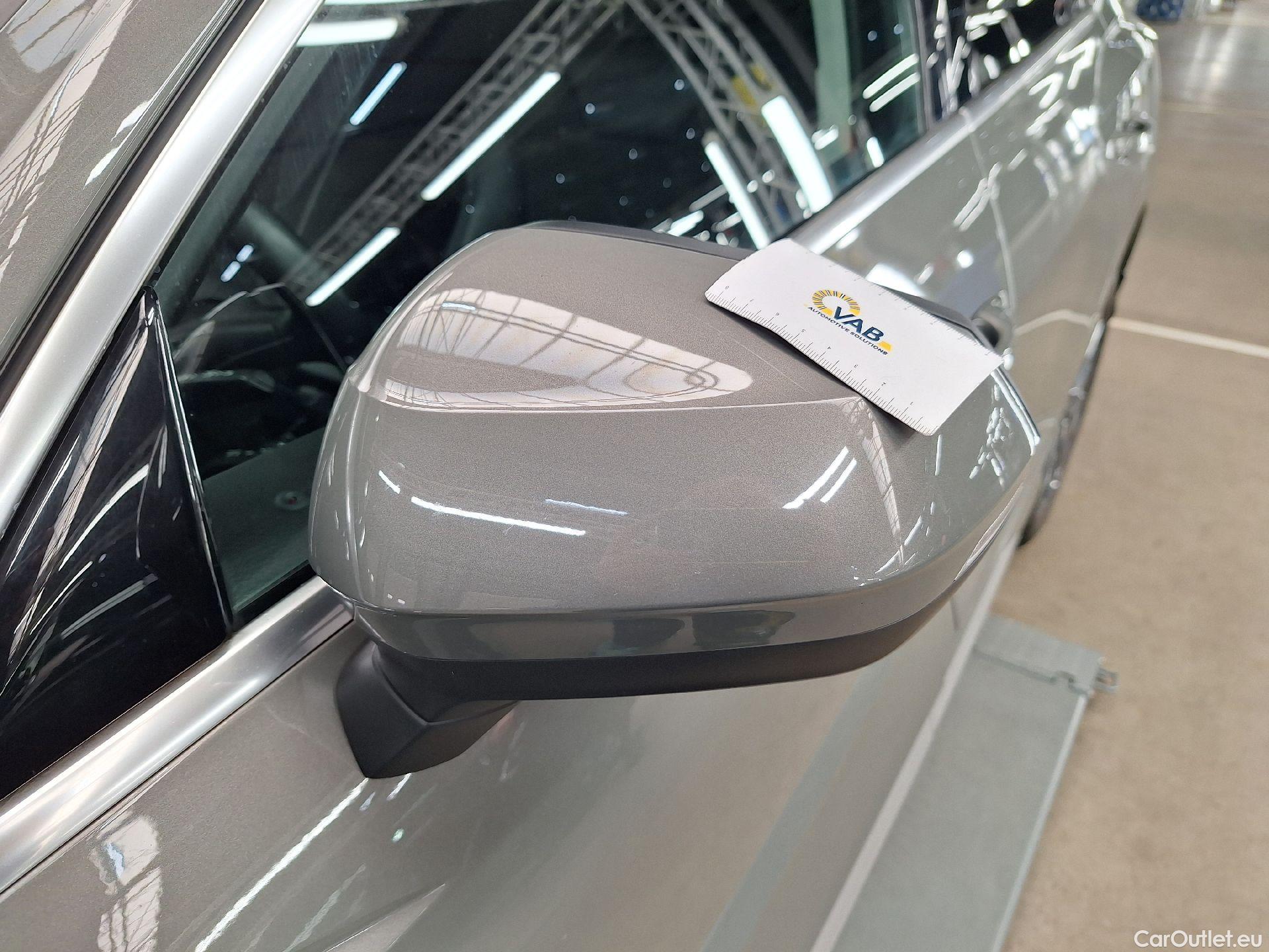 Audi  Q3 Audi,  SB '19 PHEV, Audi  Sportback 45 TFSI e S tronic S Line 5d #42