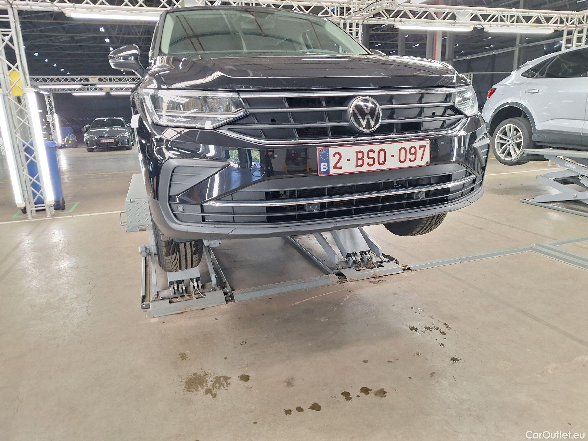  Volkswagen  Tiguan VW,  FL'20, Volkswagen  1.5 TSI 96kW Life Business 5d #1