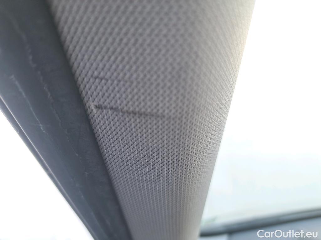  Bmw  X1 BMW  sDrive18i (CX2) #35