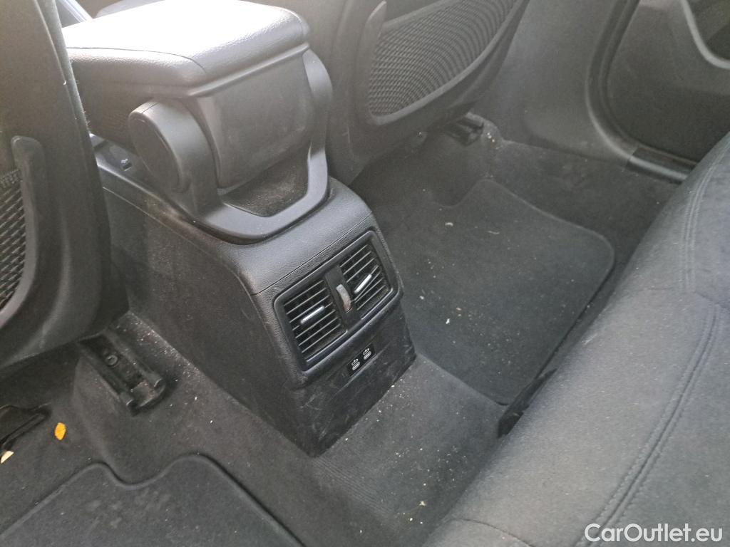  Bmw  X1 BMW  sDrive18i (CX2) #11