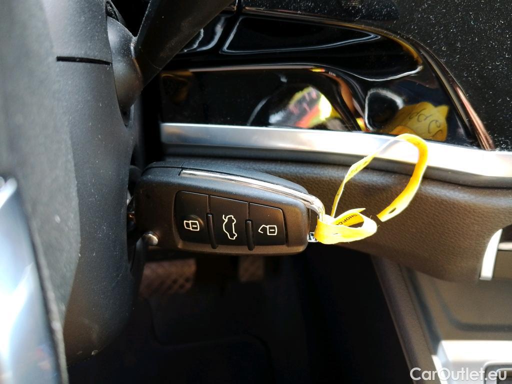  Audi  Q3 AUDI  / 2018 / 5P / todoterreno Advanced 35 TDI 110kW (150CV) S tronic #2