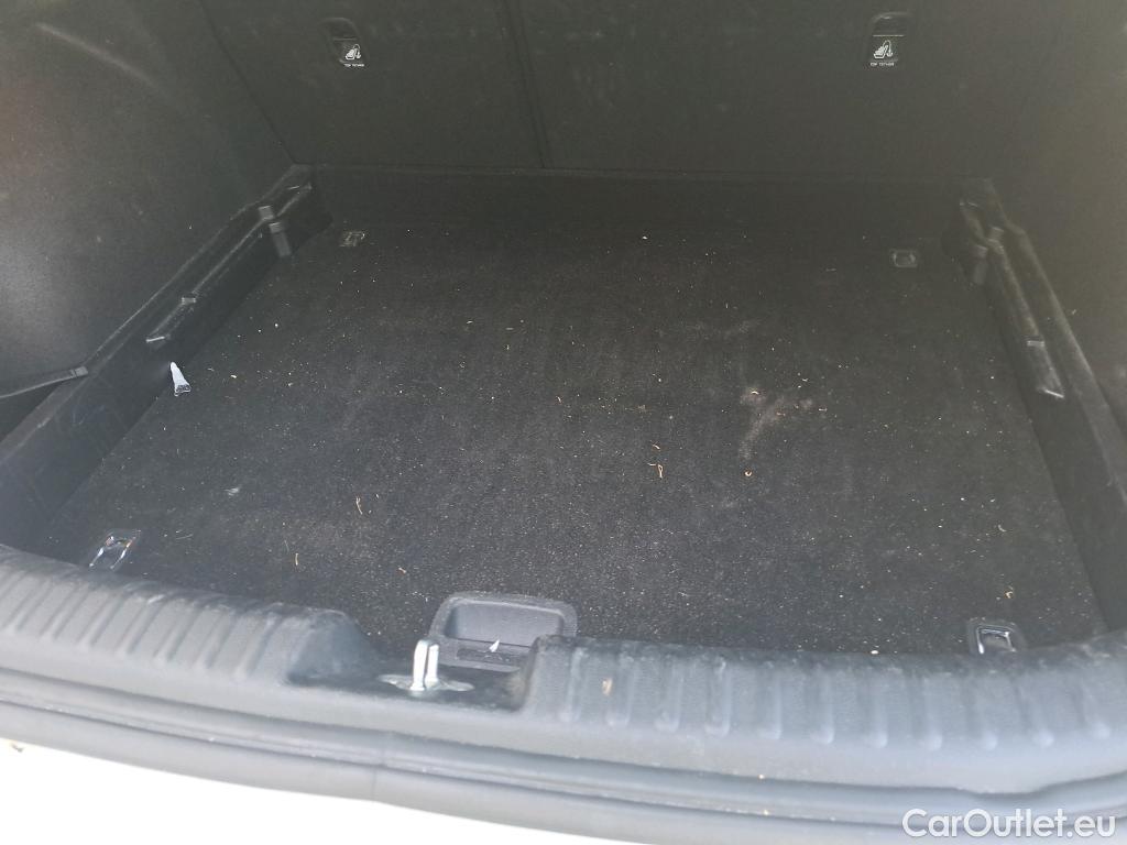  KIA  XCeed KIA  / 2019 / 5P / todoterreno 1.0 T-GDi Drive 88kW (120CV) #36