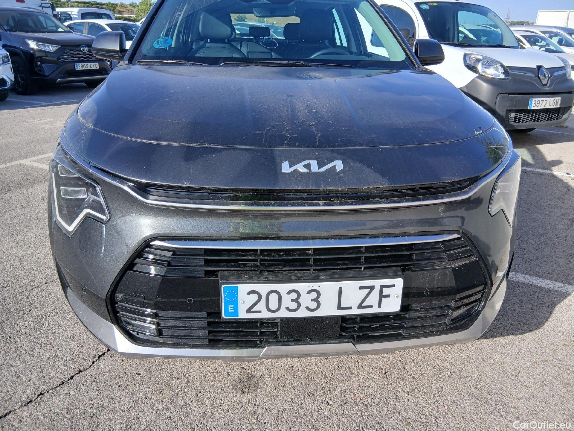  KIA  Niro KIA  / 2022 / 5P / crossover 1.6 GDi HEV 104kW (141CV) Drive #4