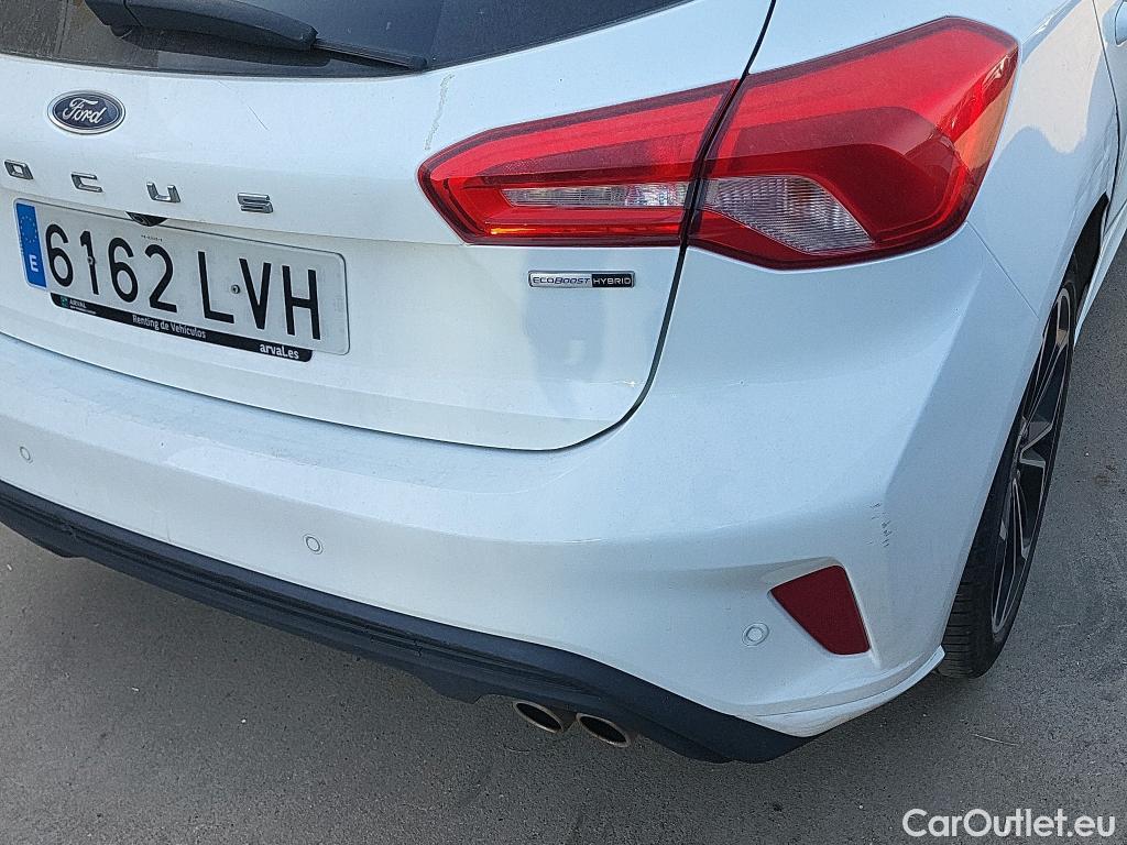  Ford  Focus FORD  / 2018 / 5P / berlina con portón 1.0 Ecoboost MHEV 92kW ST-Line #19