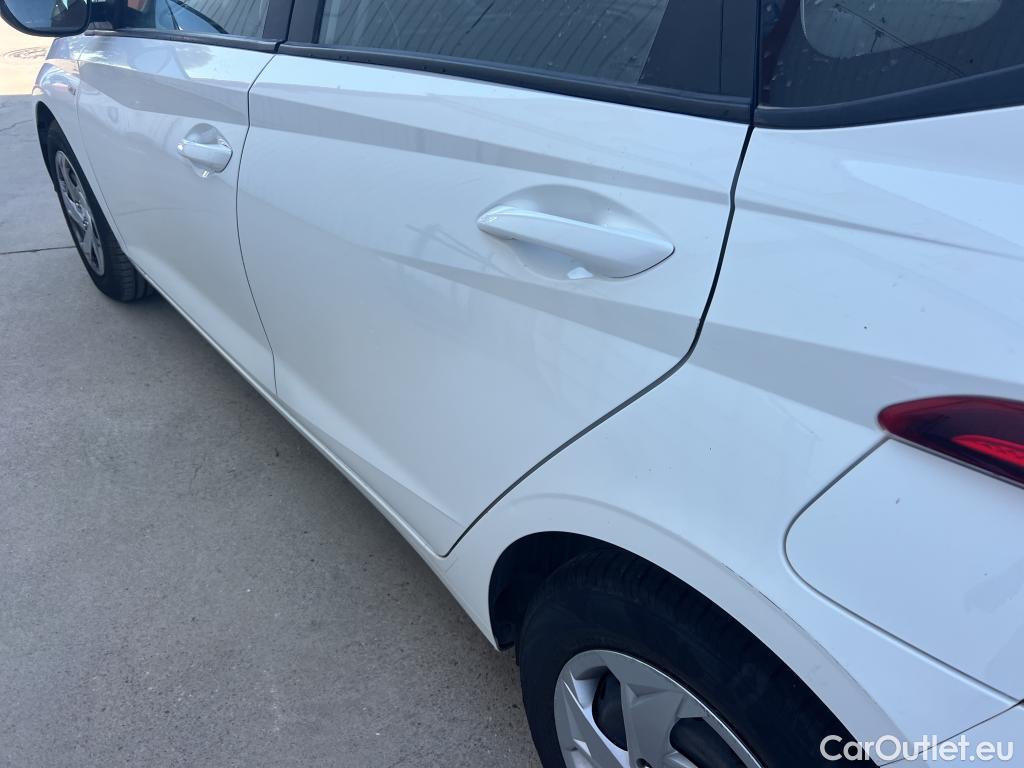  Hyundai  i20 HYUNDAI  / 2020 / 5P / berlina con portón 1.0 TGDI 74kW (100CV) 48V Essence #10