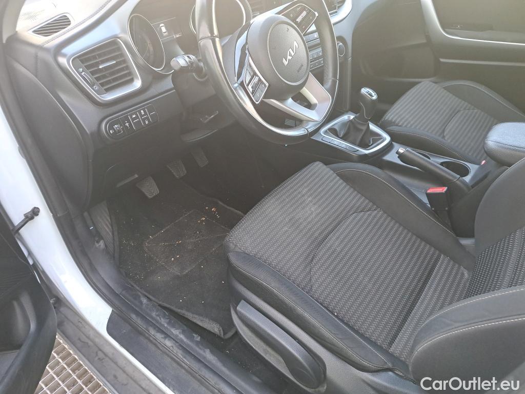  KIA  XCeed KIA  / 2019 / 5P / todoterreno 1.0 T-GDi Drive 88kW (120CV) #38