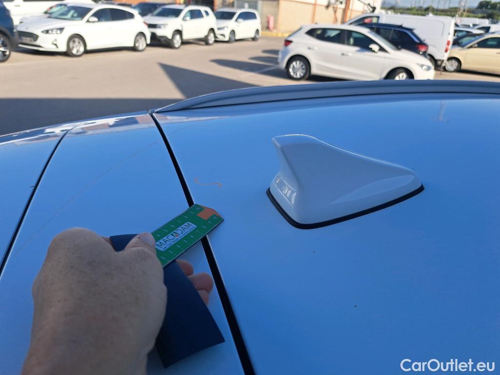  KIA  XCeed KIA  / 2019 / 5P / todoterreno 1.0 T-GDi Drive 88kW (120CV) #3