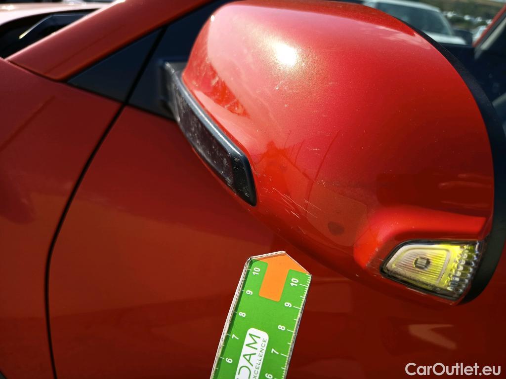  Hyundai  Konna HYUNDAI Kona / 2017 / 5P / todoterreno KONA TGDI 1.0 120CV 4X2 KLASS #16