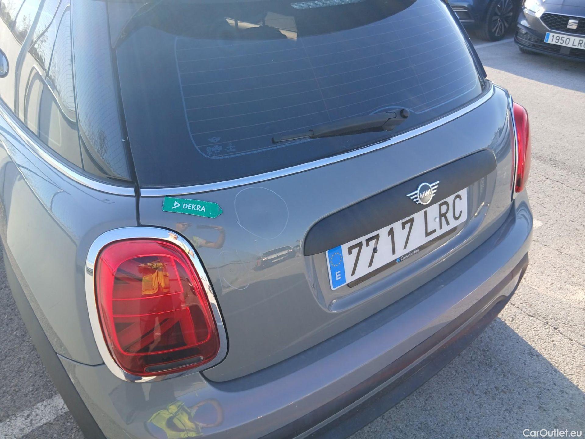  Mini  Mini   / 2021 / 3P / berlina con portón ONE #22