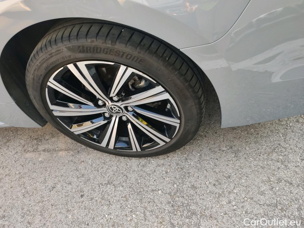  Toyota  Corolla TOYOTA  / 2019 / 5P / familiar 1.8 125H STYLE E-CVT TOURING SPORT #5